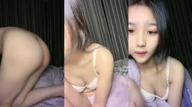 顶级尤物美少女！外表甜蜜娇滴滴！来大姨妈小露嫩穴，白嫩奶子揉捏，掰开小穴近距离特写